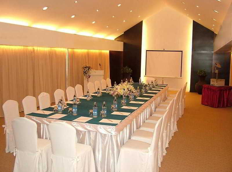 Eurasia Chiang Mai Hotel Екстер'єр фото