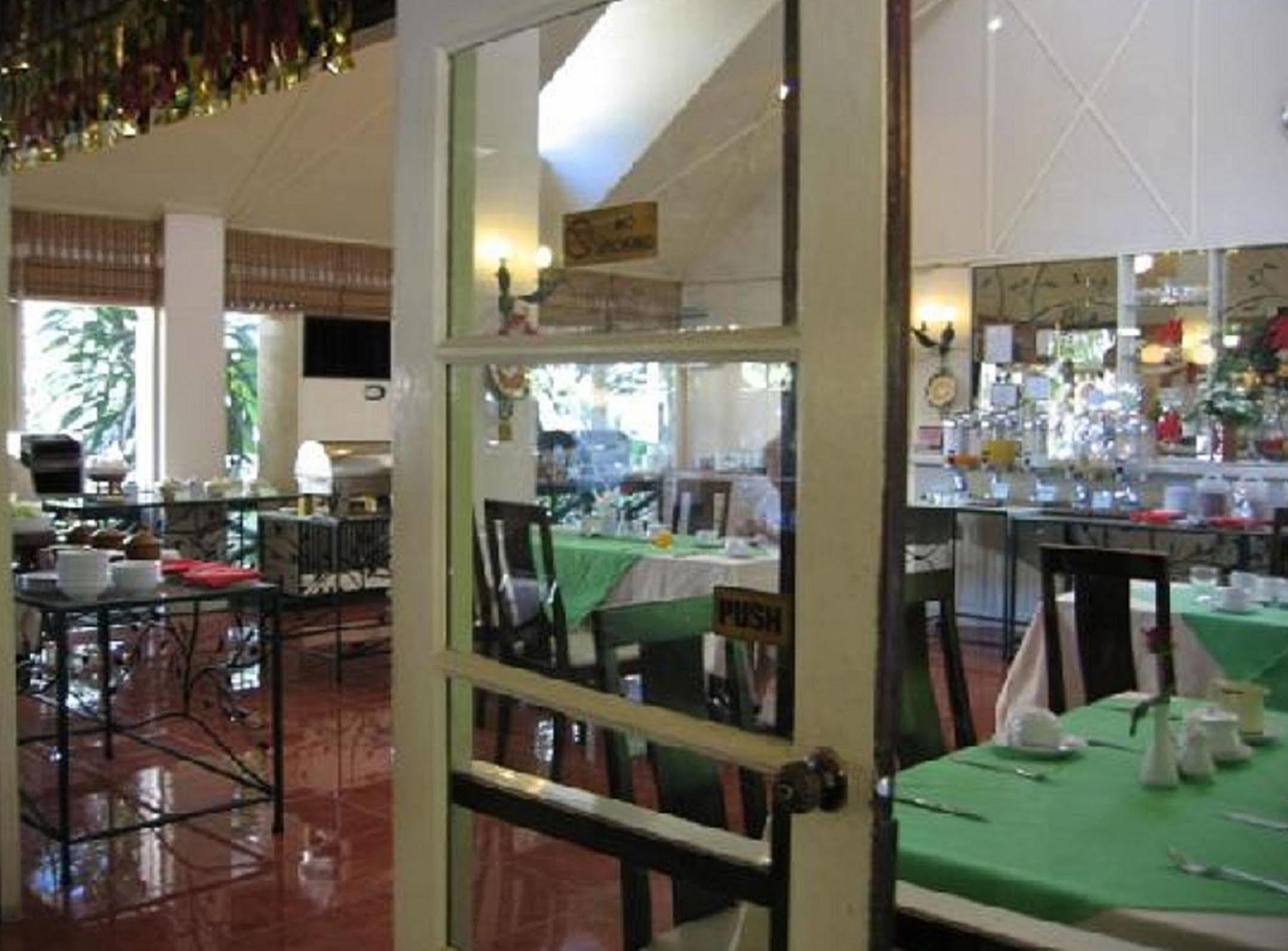 Eurasia Chiang Mai Hotel Екстер'єр фото